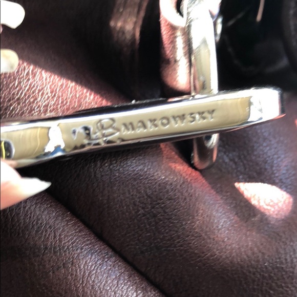 B. Makowsky Brown Hobo Purse Shoulder Bag - Picture 4 of 7